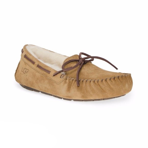 UGG Dakota Chestnut Shoes - Women's - Picture 2 of 6